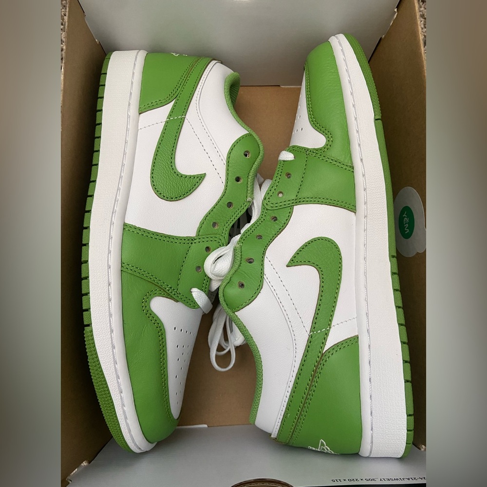 Nike Air Jordan 1 Low SE